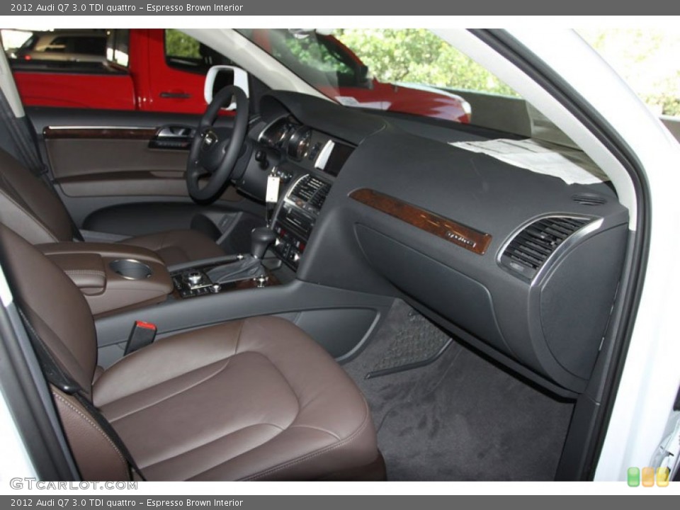Espresso Brown Interior Photo for the 2012 Audi Q7 3.0 TDI quattro #65236472