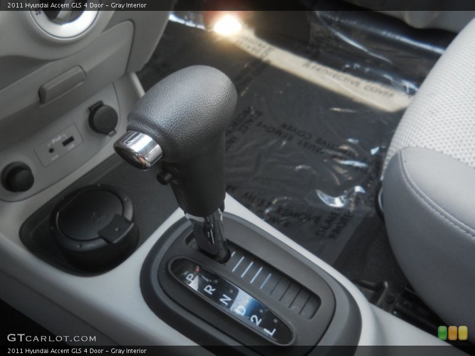 Gray Interior Transmission for the 2011 Hyundai Accent GLS 4 Door #65263616