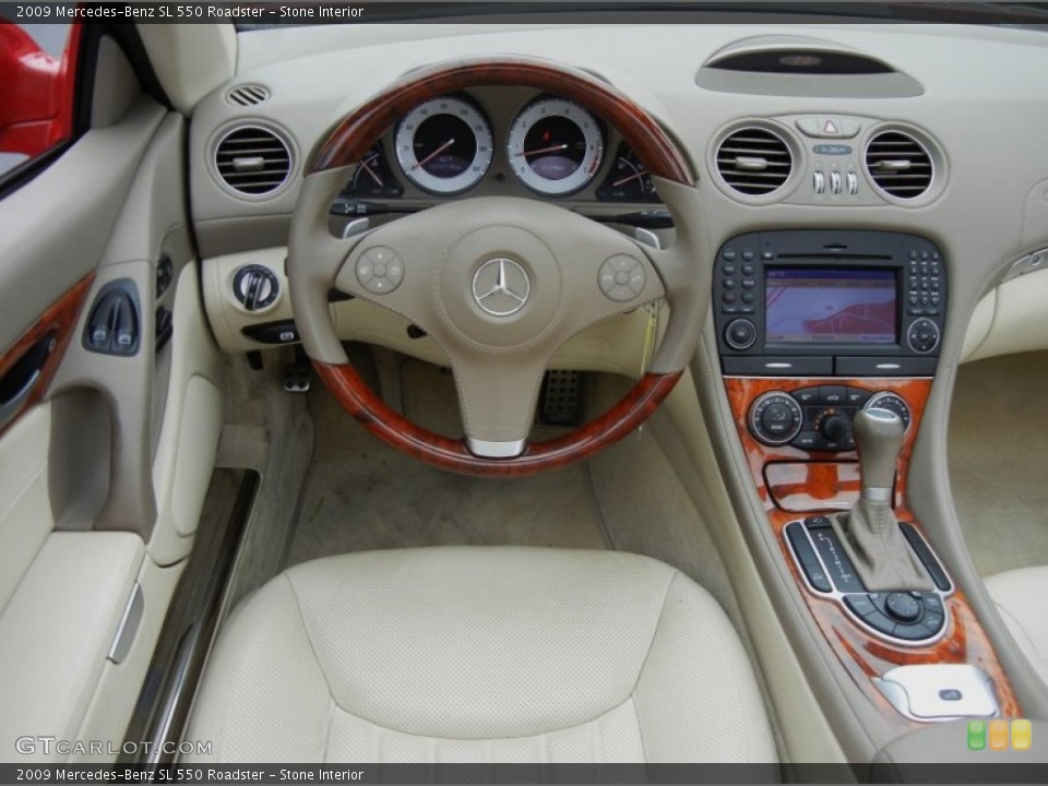 Stone Interior Photo for the 2009 Mercedes-Benz SL 550 Roadster #65292419