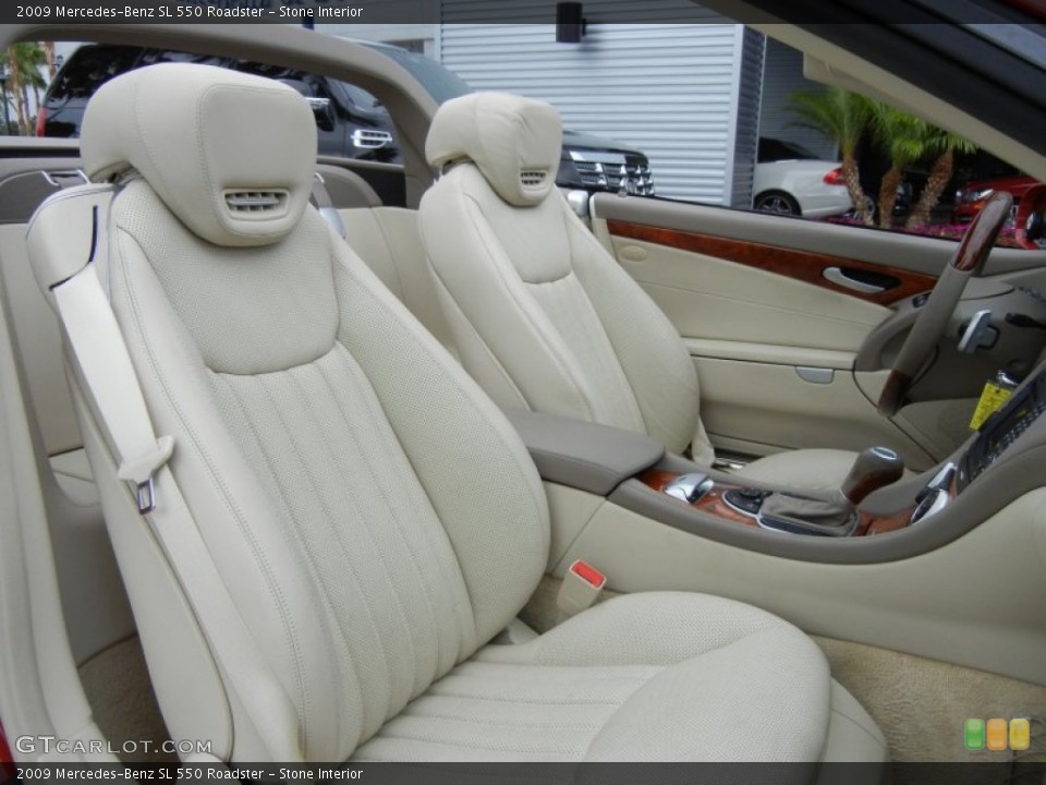 Stone Interior Photo for the 2009 Mercedes-Benz SL 550 Roadster #65292485