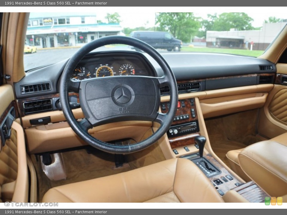 Parchment Interior Photo for the 1991 Mercedes-Benz S Class 560 SEL #65301227