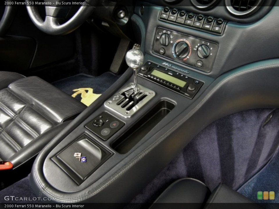 Blu Scuro Interior Controls for the 2000 Ferrari 550 Maranello #65303939