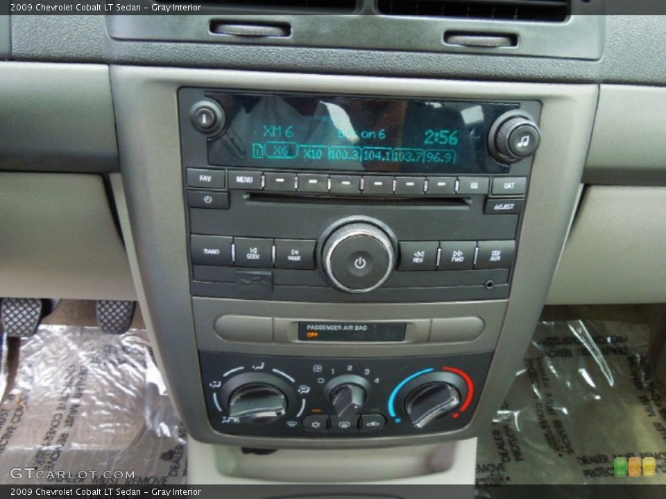 Gray Interior Controls for the 2009 Chevrolet Cobalt LT Sedan #65308682