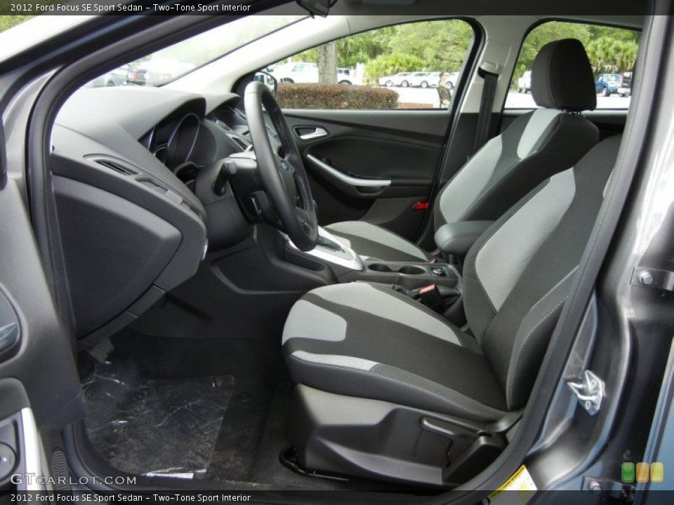 Two-Tone Sport Interior Photo for the 2012 Ford Focus SE Sport Sedan #65317709