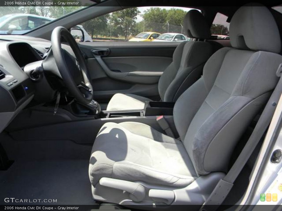 Gray Interior Photo for the 2006 Honda Civic DX Coupe #65326292