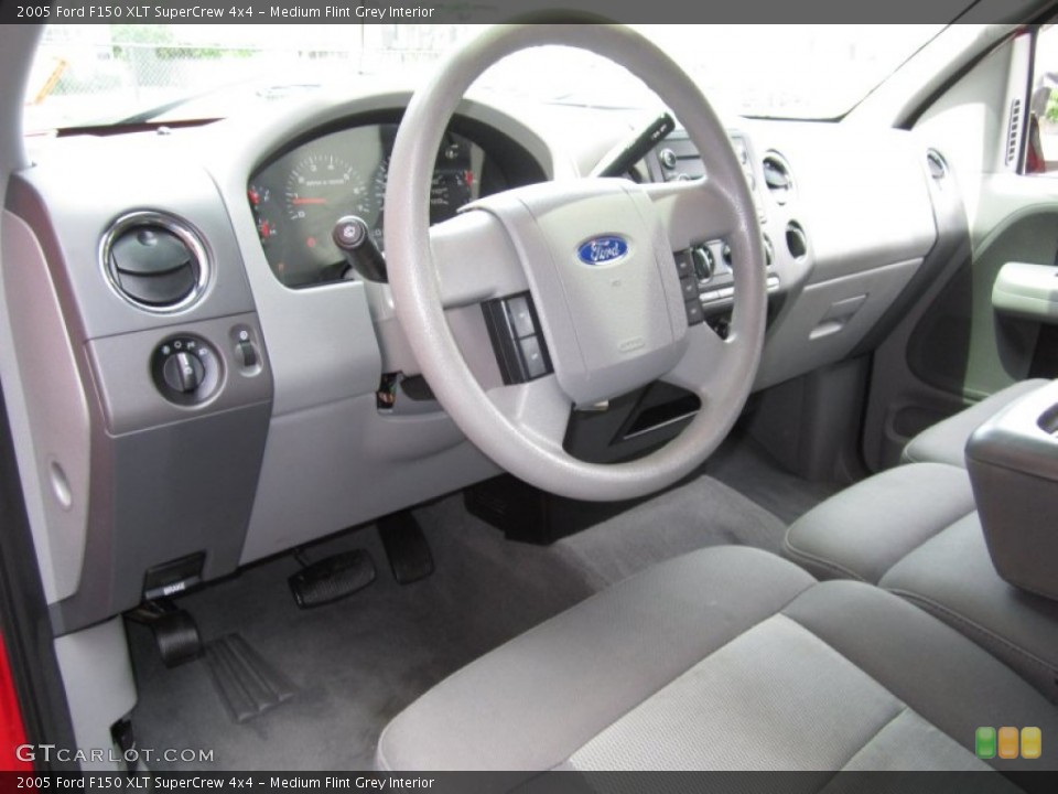 Medium Flint Grey Interior Prime Interior for the 2005 Ford F150 XLT SuperCrew 4x4 #65339109