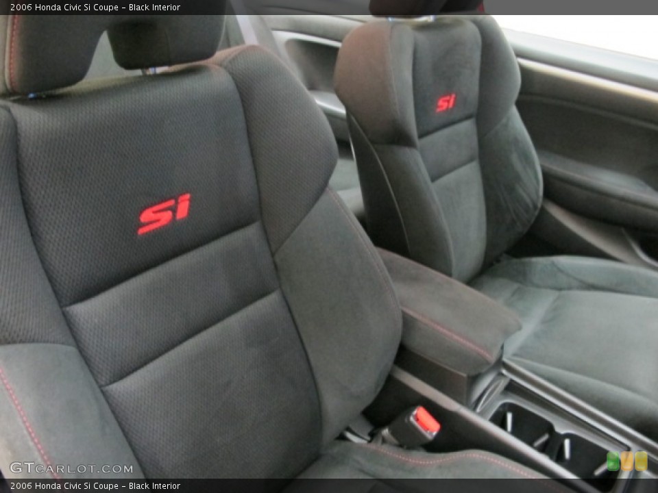 Black Interior Photo for the 2006 Honda Civic Si Coupe #65395827