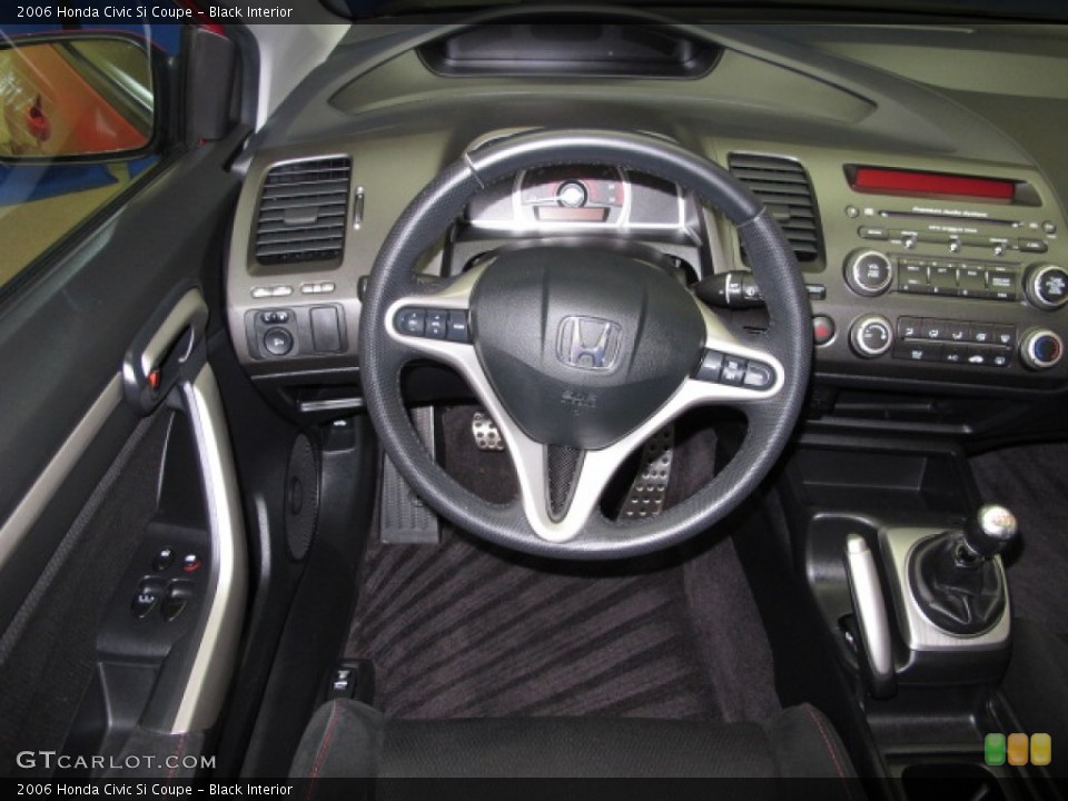Black Interior Dashboard for the 2006 Honda Civic Si Coupe #65395833
