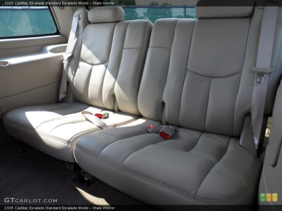 Shale Interior Photo for the 2005 Cadillac Escalade  #65398626