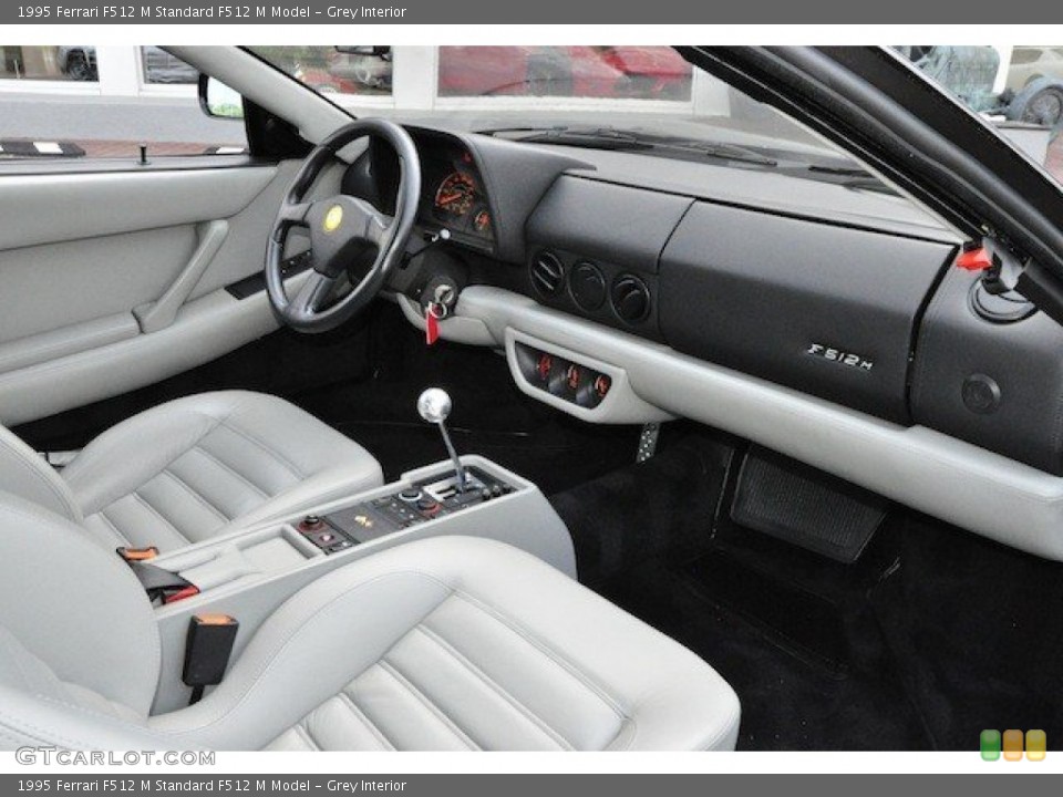 Grey Interior Photo for the 1995 Ferrari F512 M  #65436786