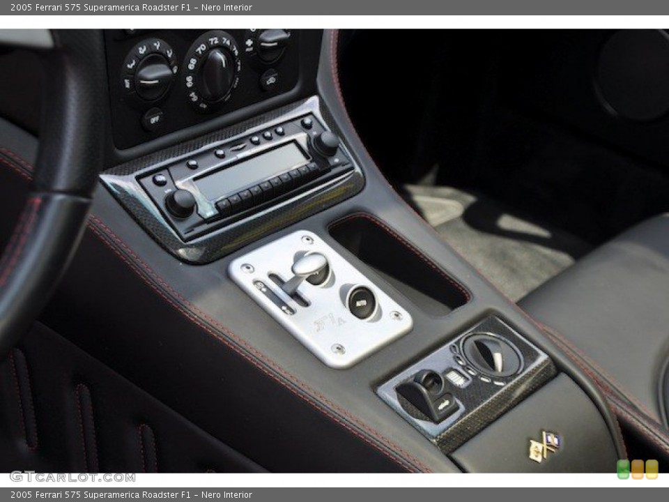 Nero Interior Transmission for the 2005 Ferrari 575 Superamerica Roadster F1 #65437089