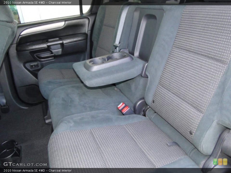 Charcoal Interior Photo for the 2010 Nissan Armada SE 4WD #65483127