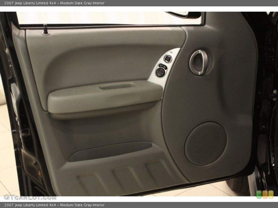 Medium Slate Gray Interior Door Panel for the 2007 Jeep Liberty Limited 4x4 #65496305
