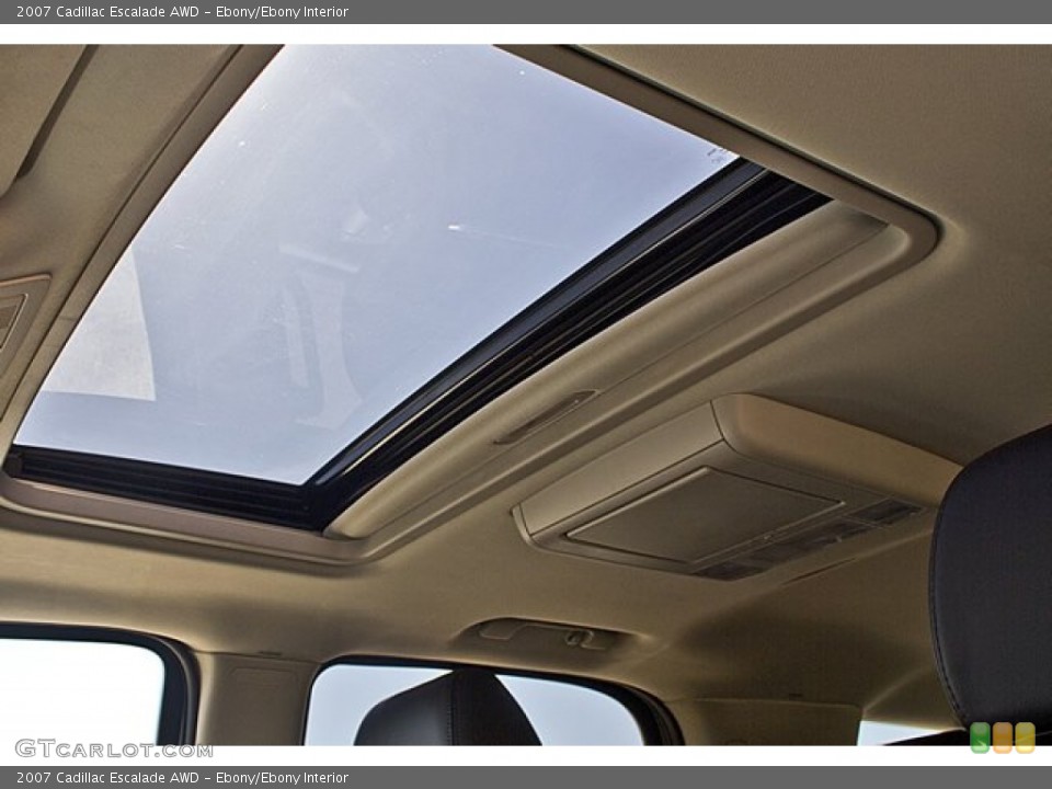Ebony/Ebony Interior Sunroof for the 2007 Cadillac Escalade AWD #65503301