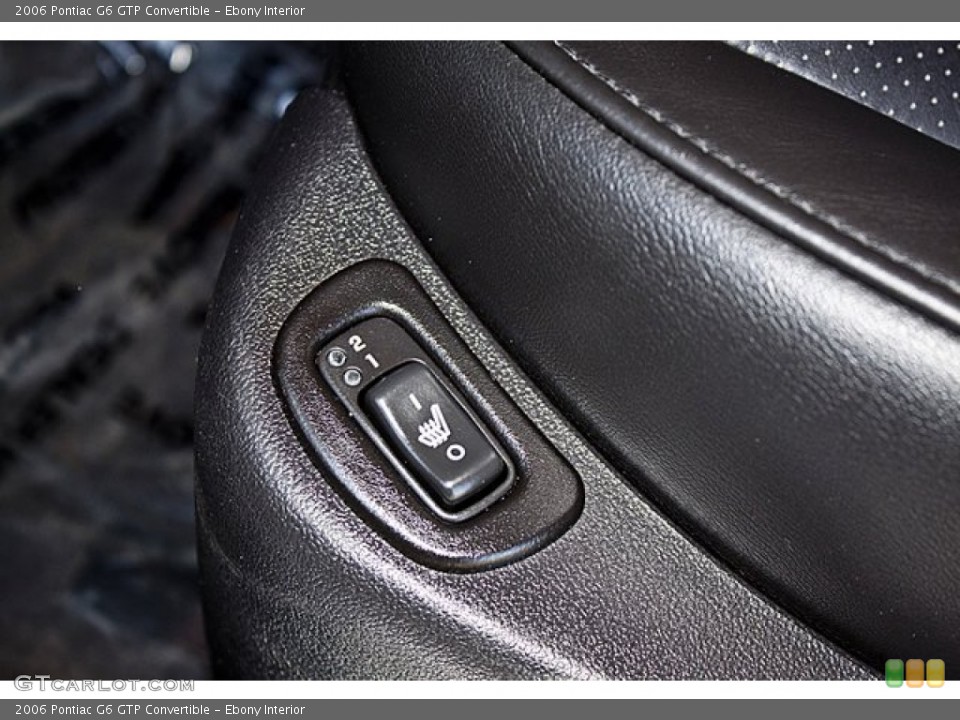 Ebony Interior Controls for the 2006 Pontiac G6 GTP Convertible #65503805
