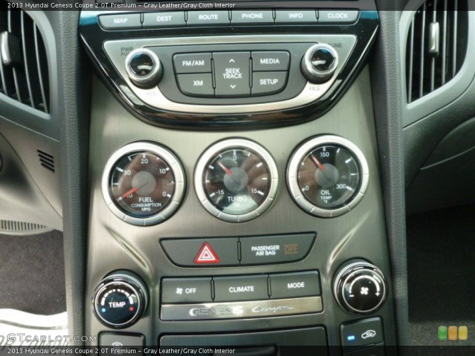 Gray Leather/Gray Cloth Interior Controls for the 2013 Hyundai Genesis Coupe 2.0T Premium #65520296