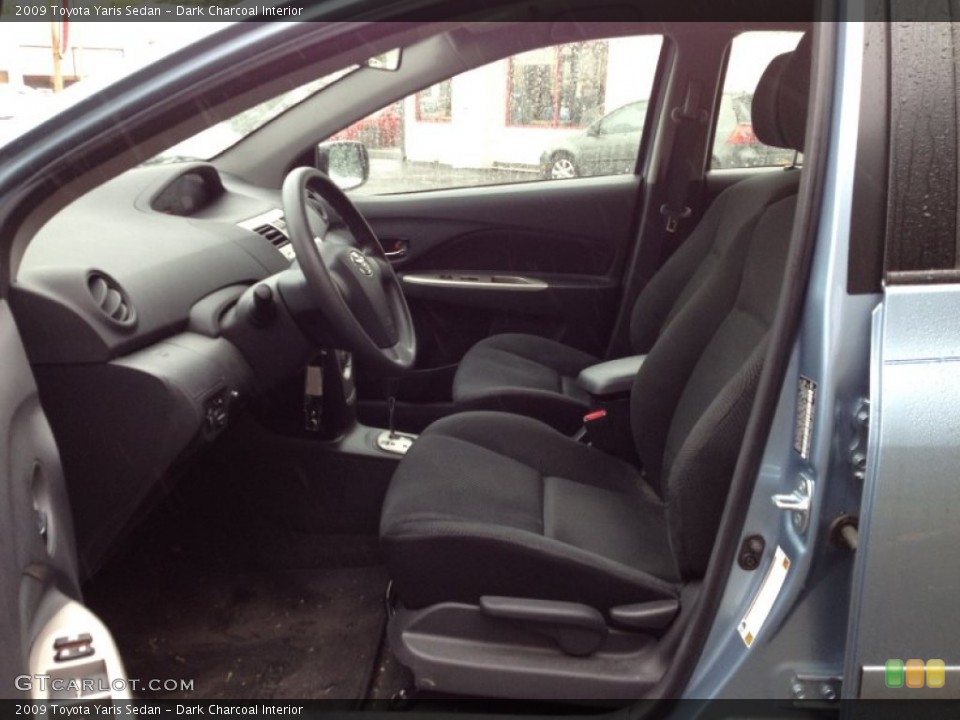Dark Charcoal Interior Photo for the 2009 Toyota Yaris Sedan #65527610