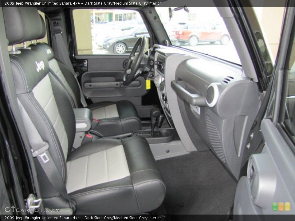 Dark Slate Gray/Medium Slate Gray Interior Photo for the 2009 Jeep Wrangler Unlimited Sahara 4x4 #65538378