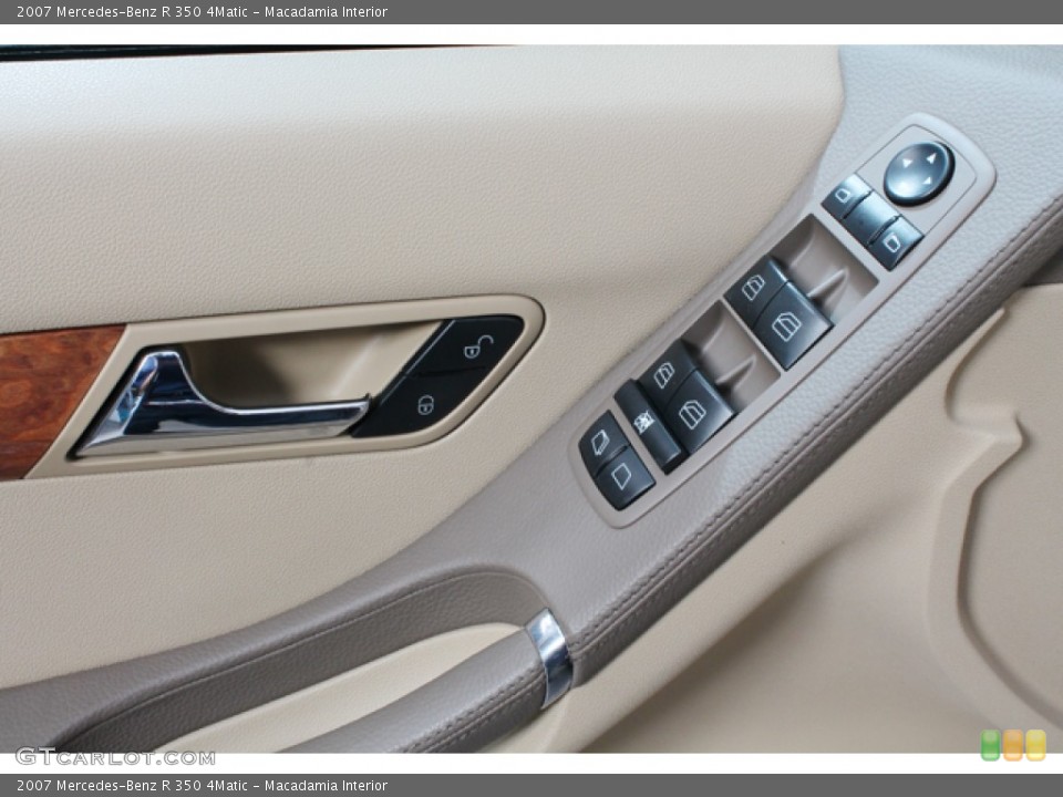 Macadamia Interior Controls for the 2007 Mercedes-Benz R 350 4Matic #65550324
