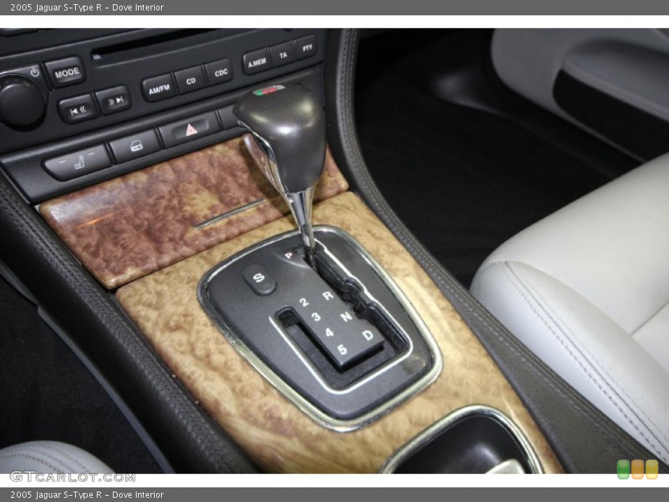 Dove Interior Transmission for the 2005 Jaguar S-Type R #65552411
