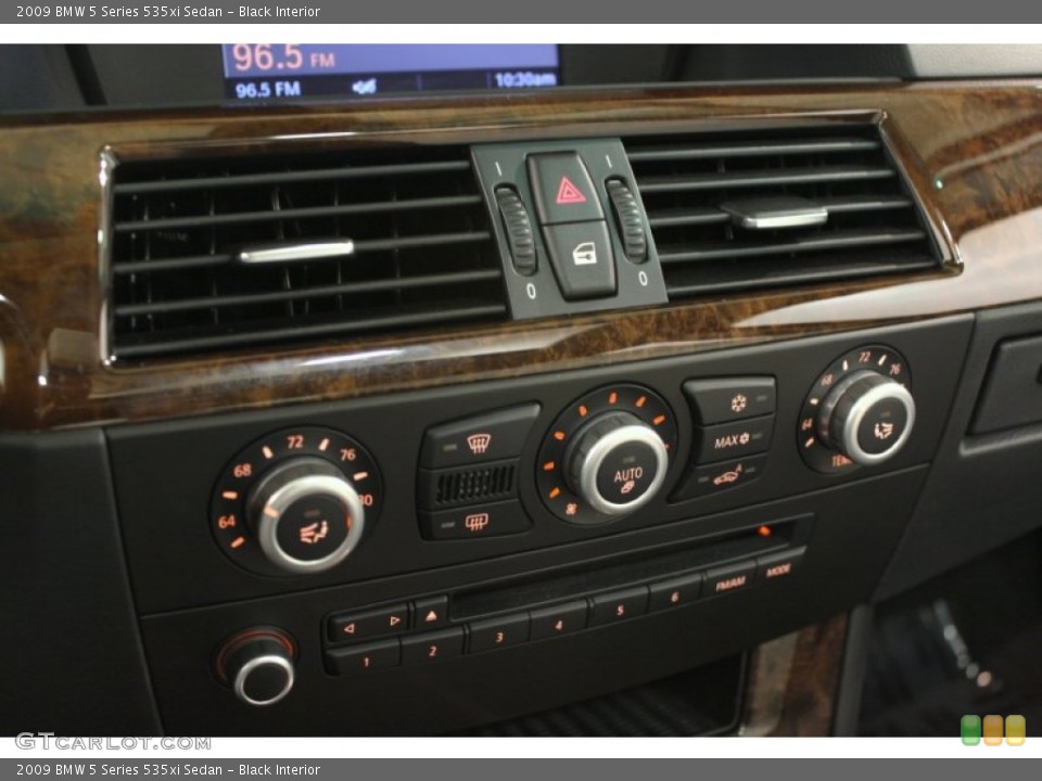 Black Interior Controls for the 2009 BMW 5 Series 535xi Sedan #65554337
