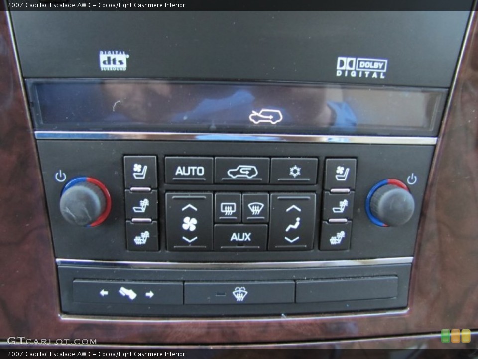 Cocoa/Light Cashmere Interior Controls for the 2007 Cadillac Escalade AWD #65567273