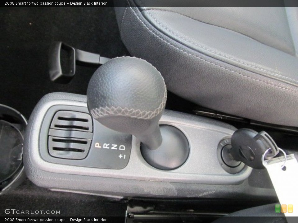 Design Black Interior Transmission for the 2008 Smart fortwo passion coupe #65576291