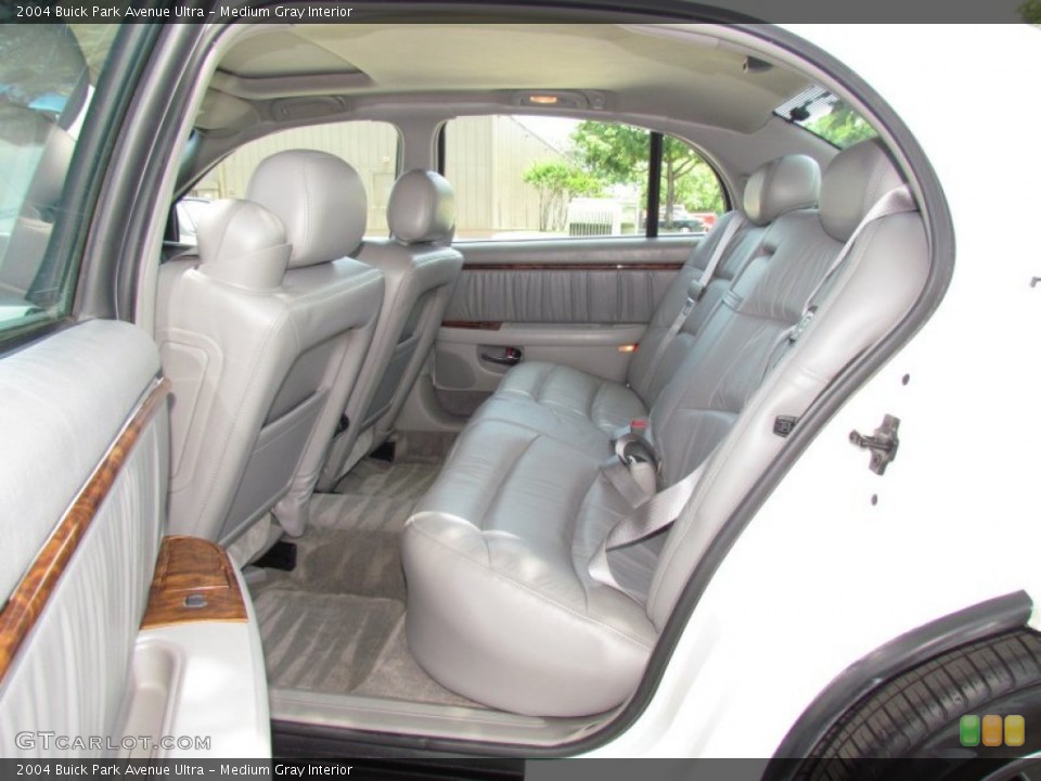 Medium Gray Interior Rear Seat for the 2004 Buick Park Avenue Ultra #65583875