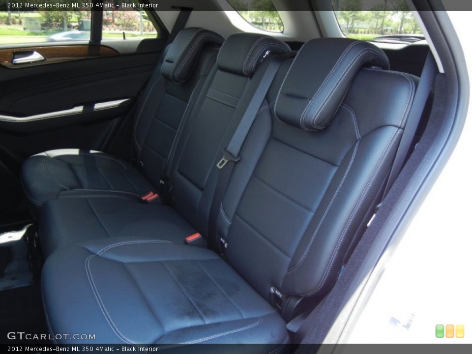 Black Interior Photo for the 2012 Mercedes-Benz ML 350 4Matic #65590031