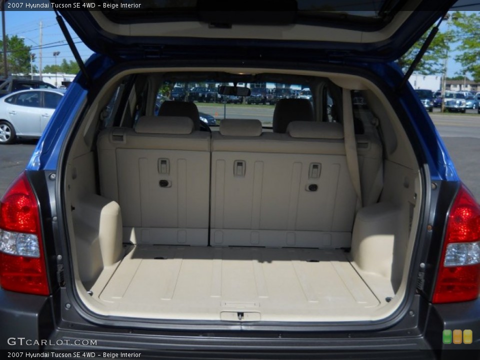 Beige Interior Trunk for the 2007 Hyundai Tucson SE 4WD #65591123