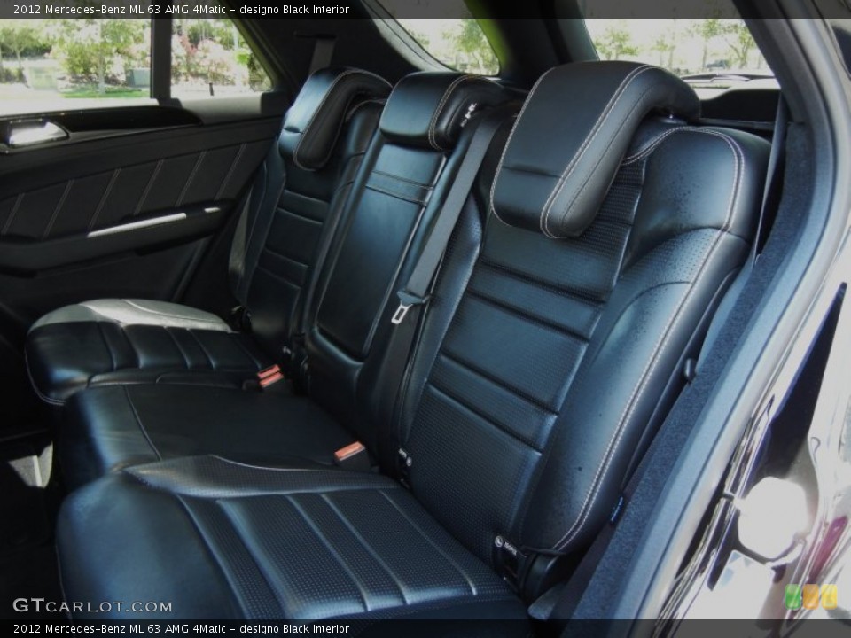 designo Black 2012 Mercedes-Benz ML Interiors