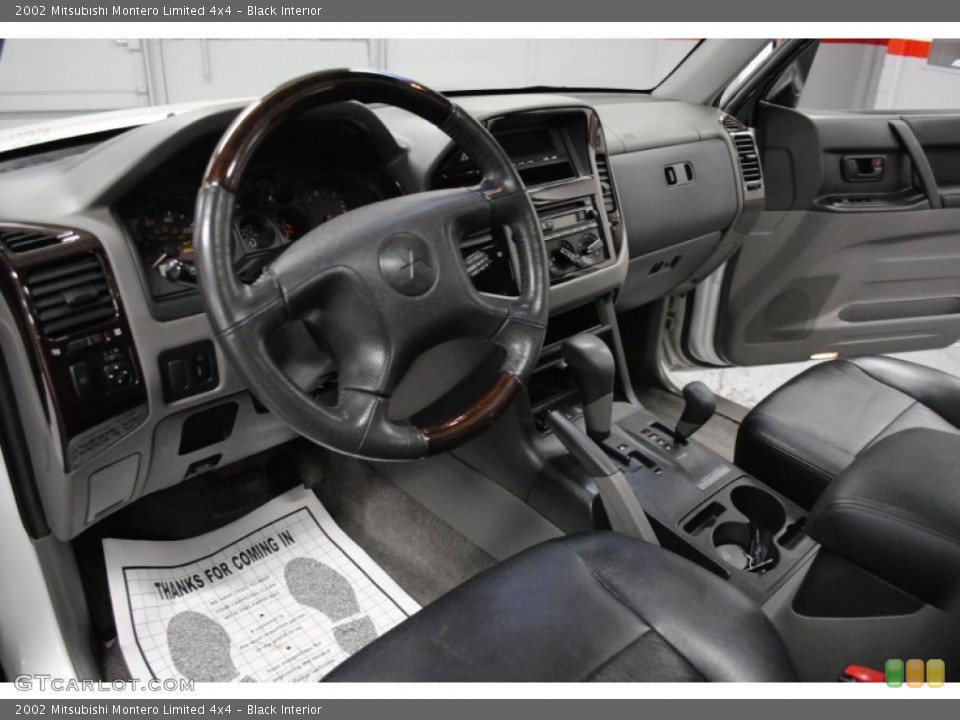 Black Interior Photo for the 2002 Mitsubishi Montero Limited 4x4 #65609059