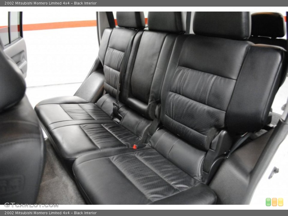 Black Interior Photo for the 2002 Mitsubishi Montero Limited 4x4 #65609086