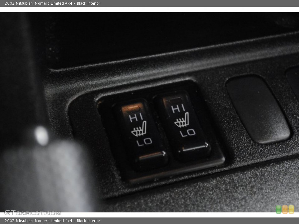 Black Interior Controls for the 2002 Mitsubishi Montero Limited 4x4 #65609185