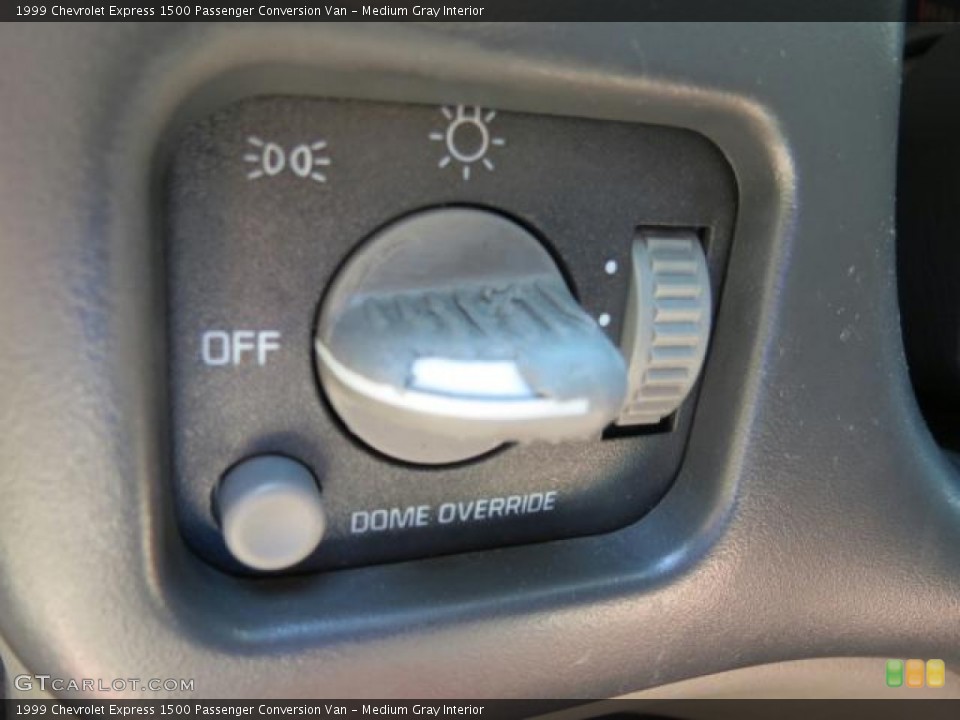 Medium Gray Interior Controls for the 1999 Chevrolet Express 1500 Passenger Conversion Van #65621745