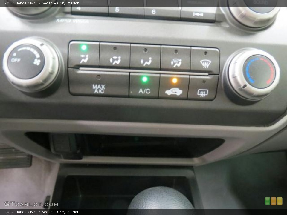 Gray Interior Controls for the 2007 Honda Civic LX Sedan #65635018
