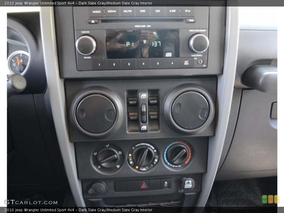 Dark Slate Gray/Medium Slate Gray Interior Controls for the 2010 Jeep Wrangler Unlimited Sport 4x4 #65635380