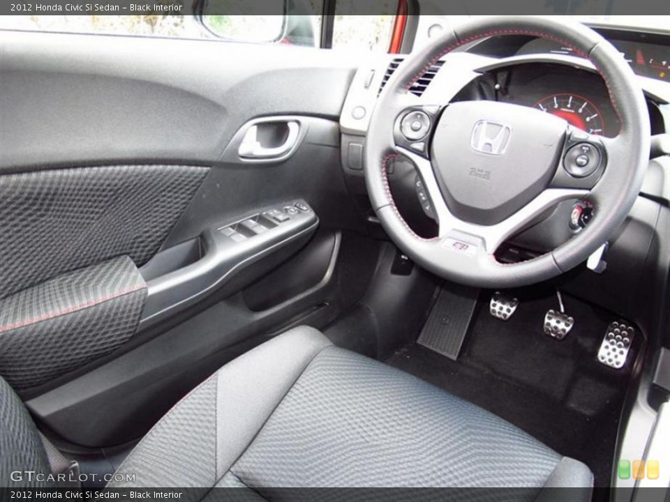 Black Interior Photo for the 2012 Honda Civic Si Sedan #65641222