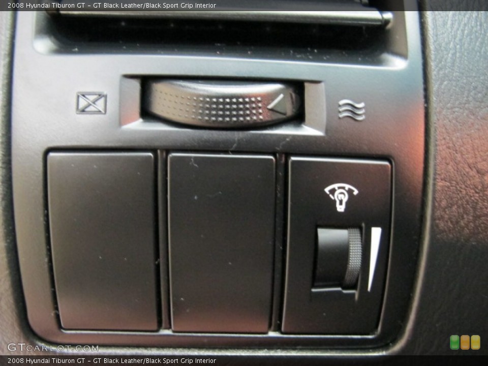 GT Black Leather/Black Sport Grip Interior Controls for the 2008 Hyundai Tiburon GT #65644837