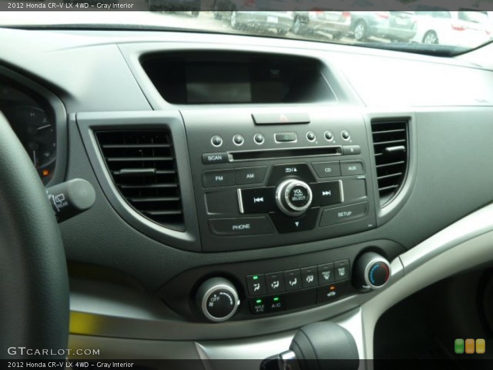 Gray Interior Controls for the 2012 Honda CR-V LX 4WD #65645344