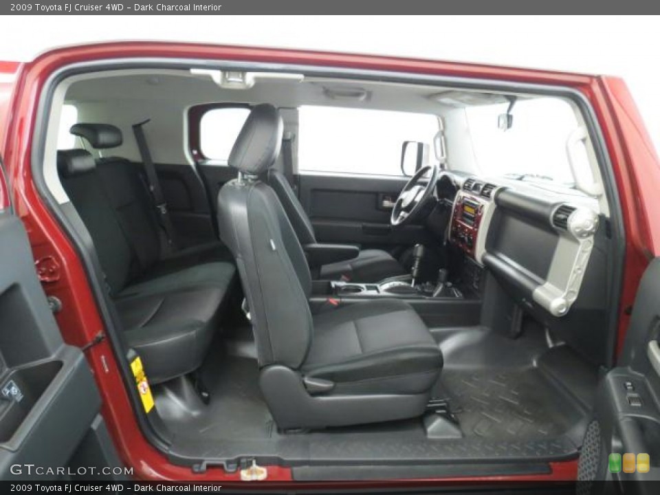 Dark Charcoal Interior Photo for the 2009 Toyota FJ Cruiser 4WD #65645728