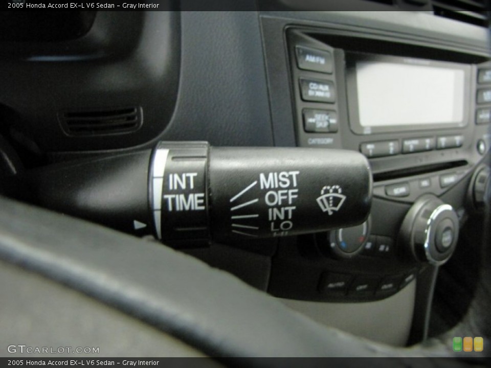 Gray Interior Controls for the 2005 Honda Accord EX-L V6 Sedan #65650174