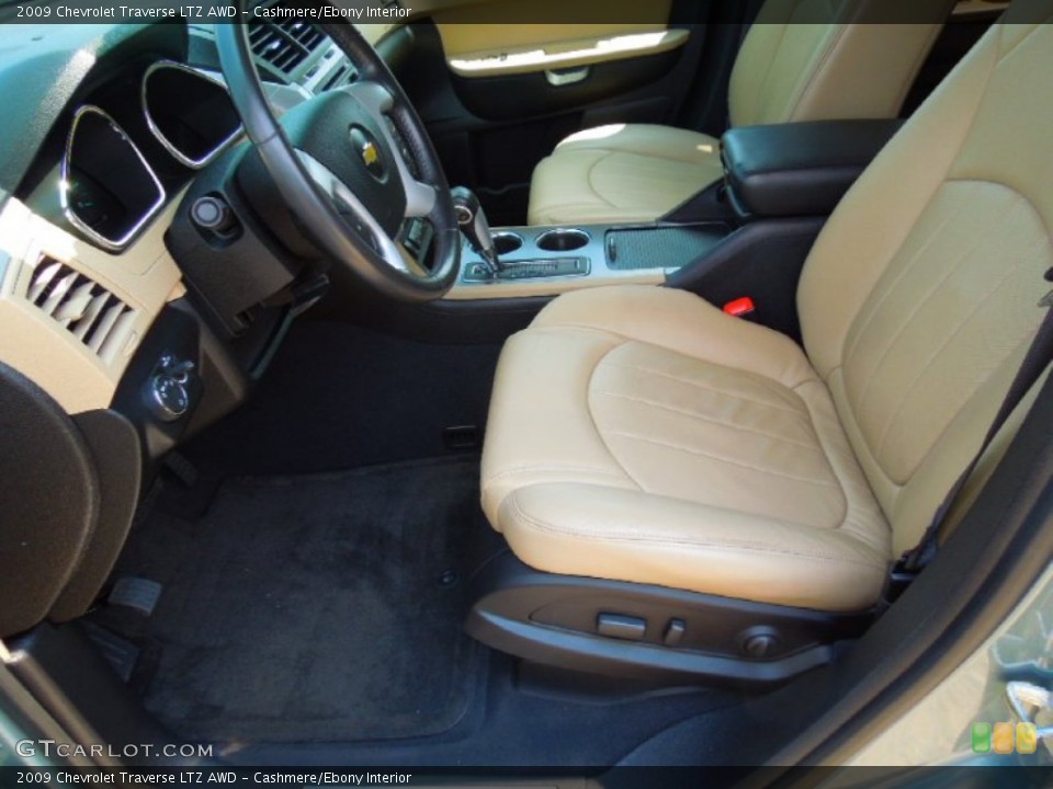 Cashmere/Ebony Interior Photo for the 2009 Chevrolet Traverse LTZ AWD #65659000