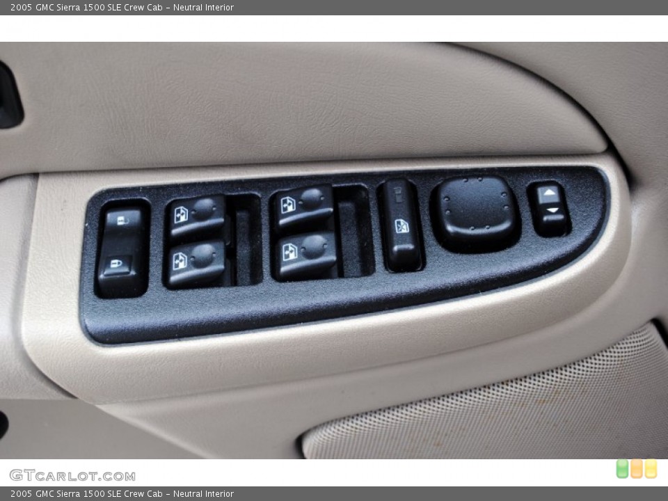 Neutral Interior Controls for the 2005 GMC Sierra 1500 SLE Crew Cab #65675290