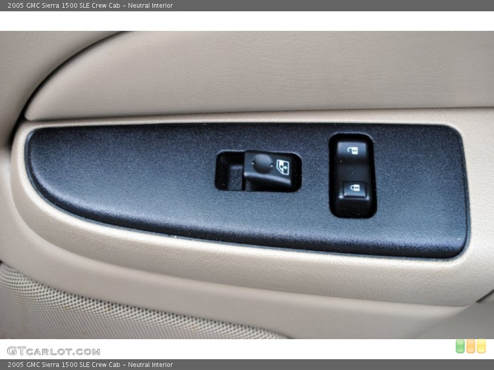 Neutral Interior Controls for the 2005 GMC Sierra 1500 SLE Crew Cab #65675293