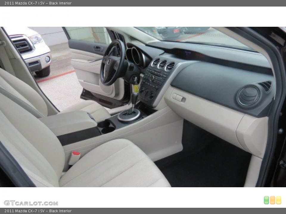 Black Interior Photo for the 2011 Mazda CX-7 i SV #65695796