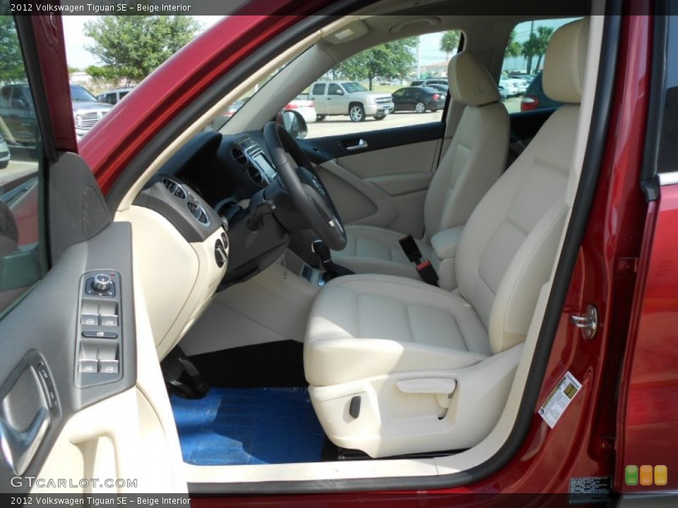 Beige Interior Photo for the 2012 Volkswagen Tiguan SE #65707232