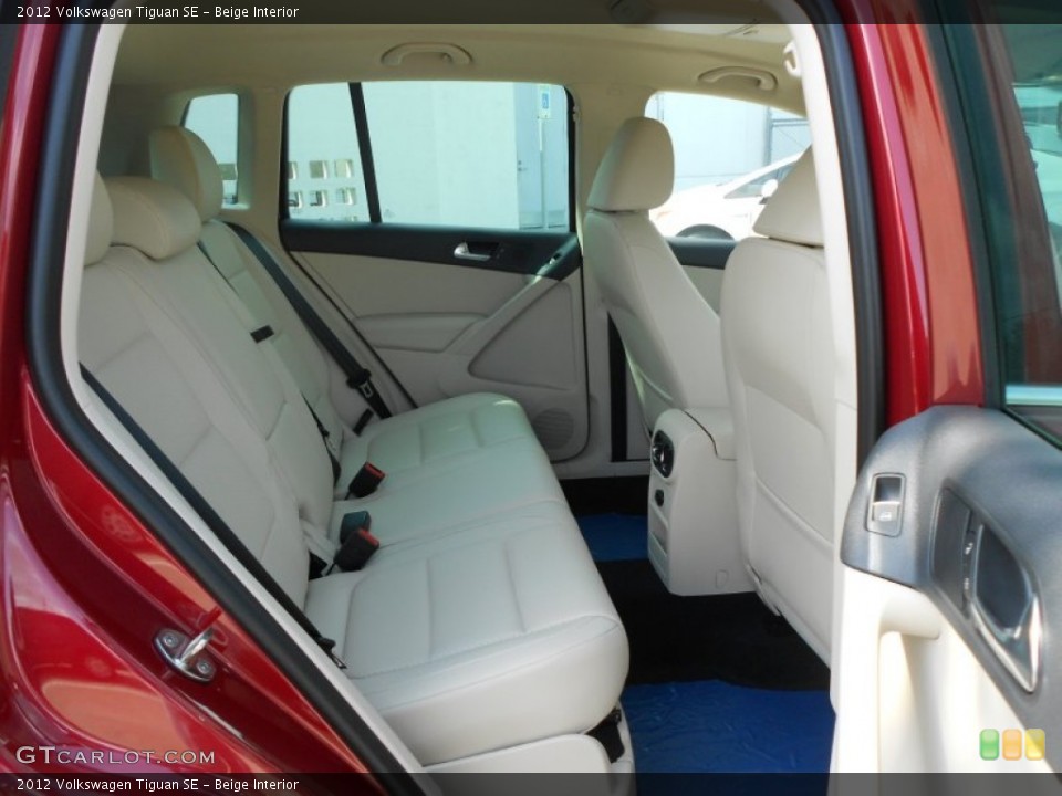 Beige Interior Photo for the 2012 Volkswagen Tiguan SE #65707253