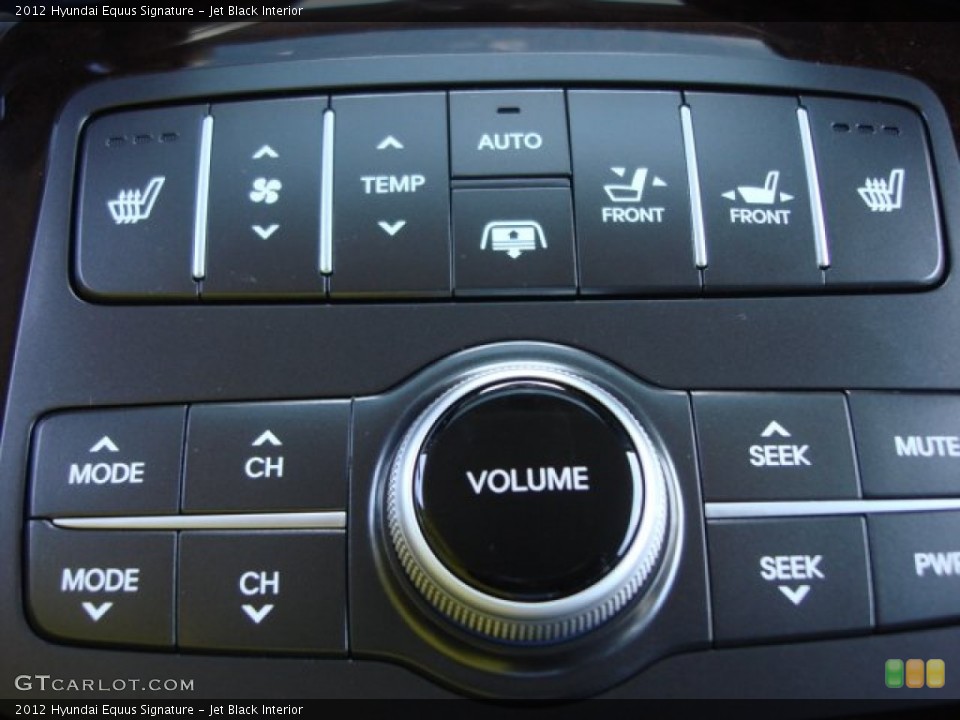 Jet Black Interior Controls for the 2012 Hyundai Equus Signature #65709562