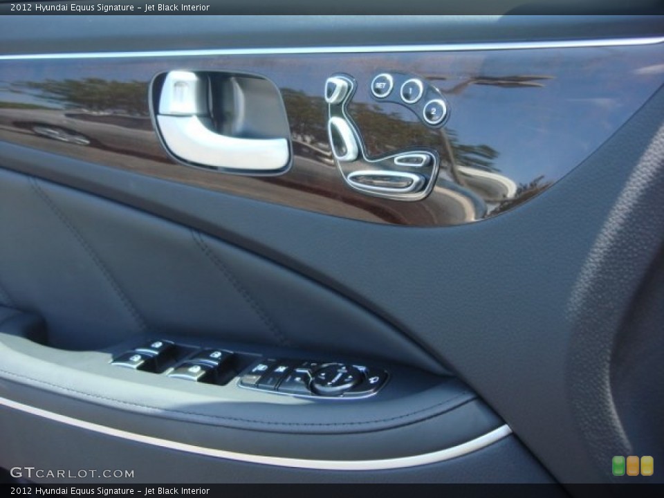 Jet Black Interior Controls for the 2012 Hyundai Equus Signature #65709611